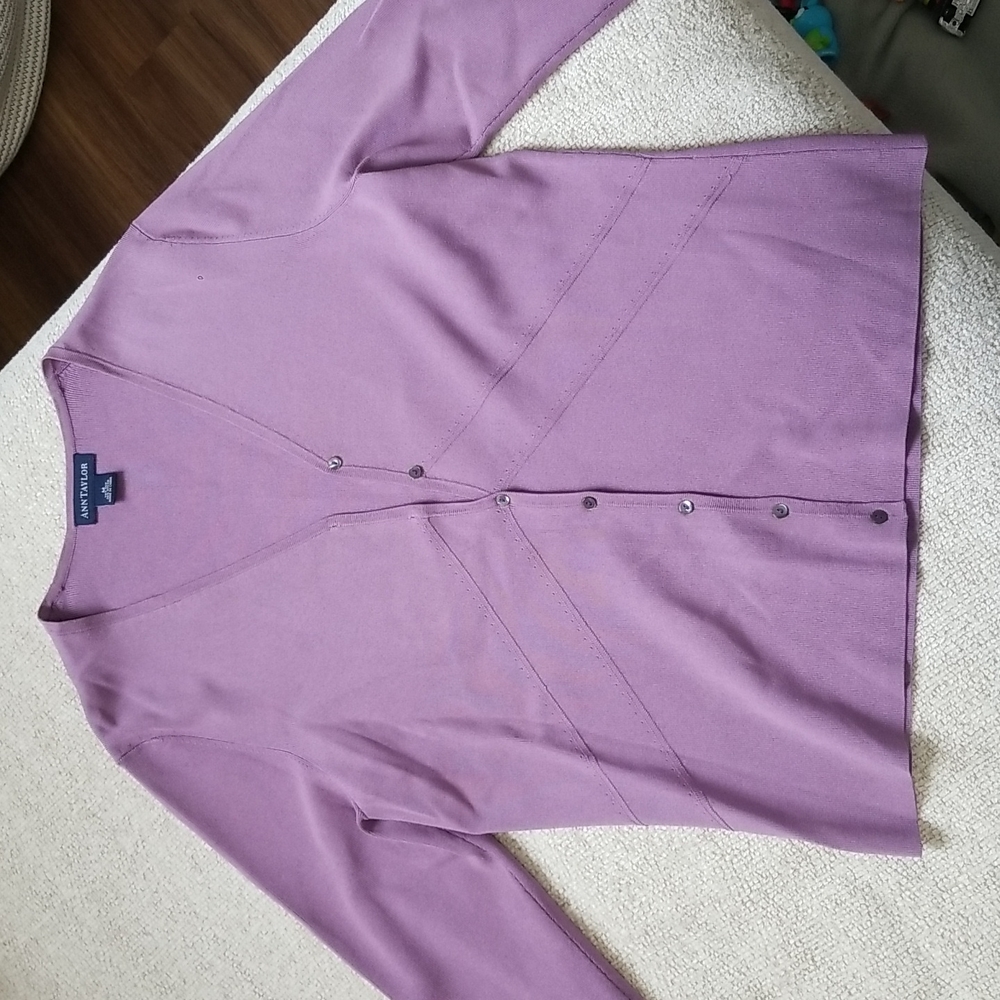 Ann Taylor, Medium top and sweatet set, purple